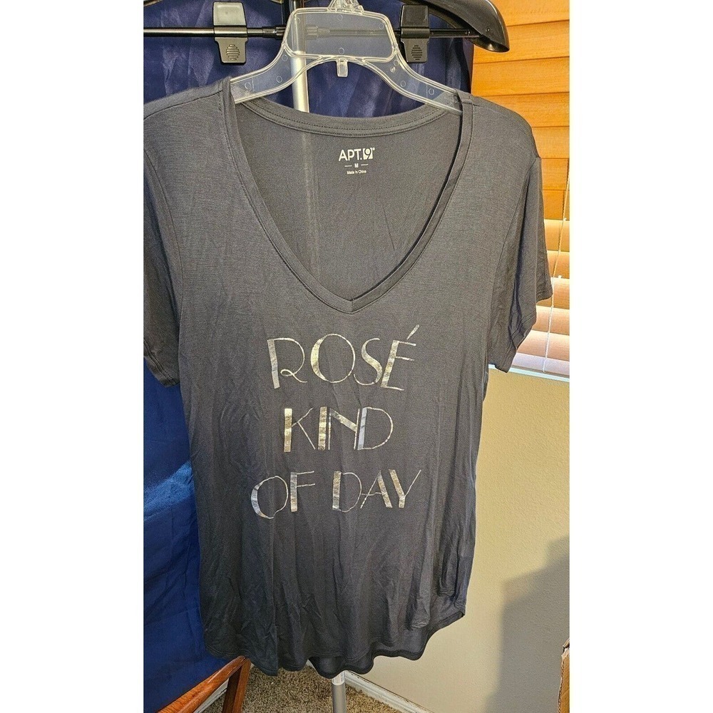 Apt 9 Womens Gray V Neck Tshirt Rosè Kind Of Day